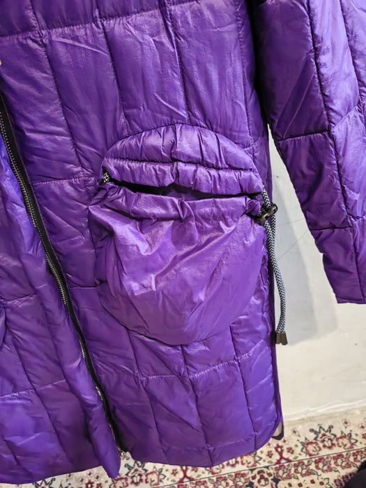 Продам ветровку женскую