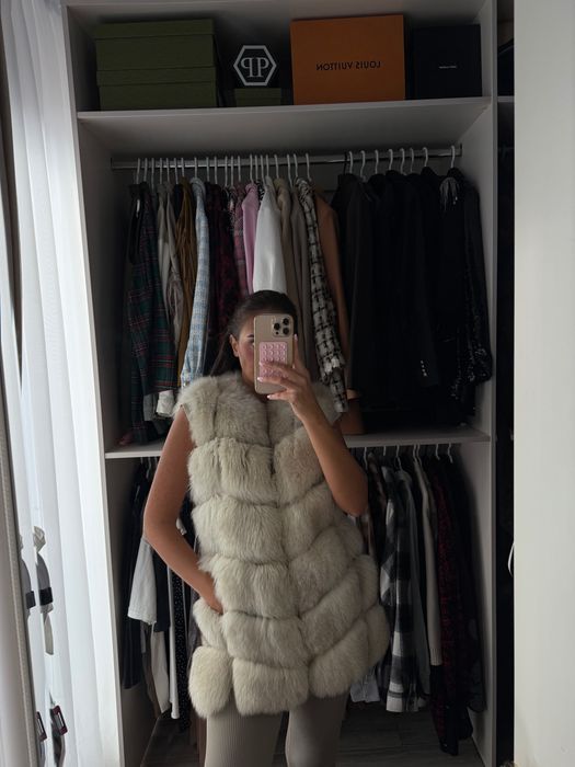 Vestă din blană naturală de vulpe