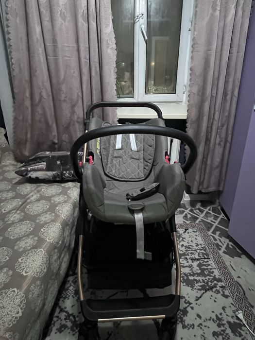 Коляска три в одном