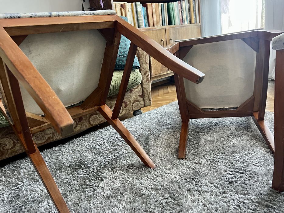 Дървени трапезни столове - 5 броя