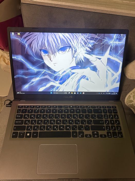 ноутбук ASUS VivoBook 15 срочно