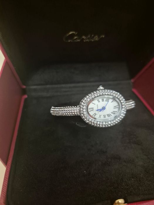 Часы ручные cartier