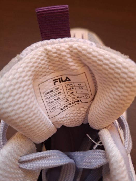 Продавам маратонки Fila