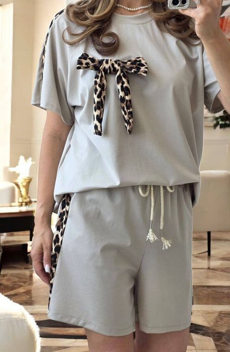 Compleu dama cu fundiță