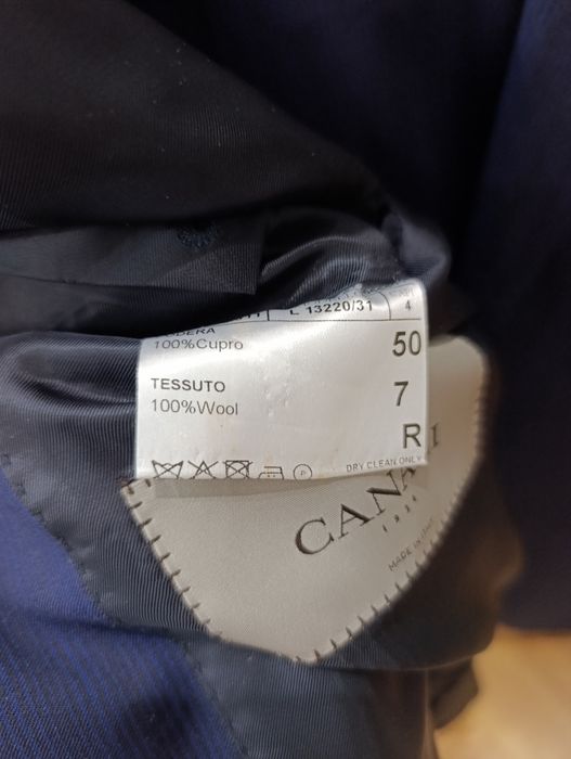 Продам костюм Canali