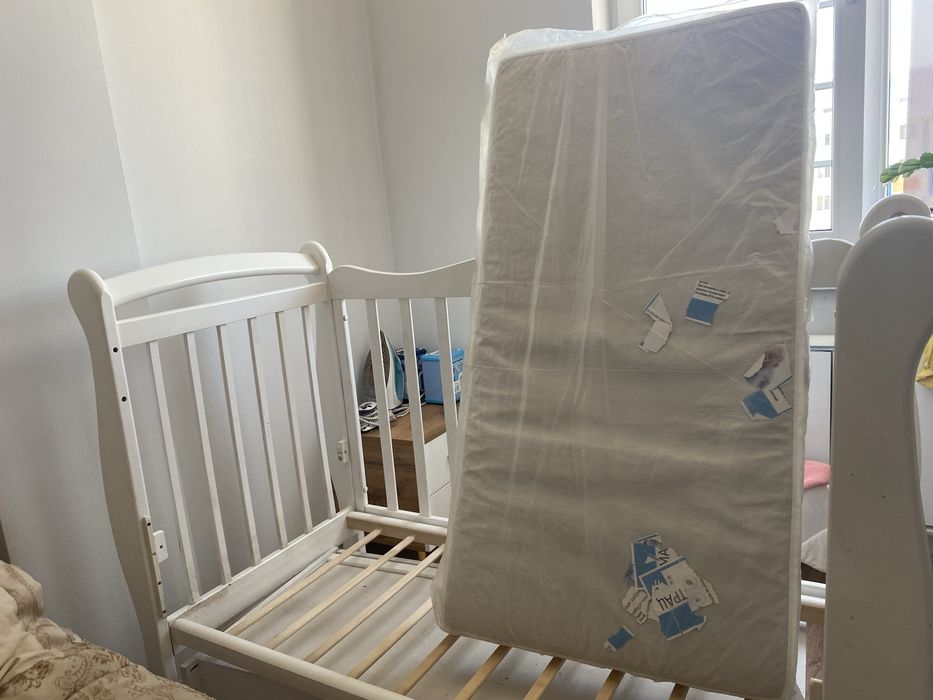 Манеж белый, дерево