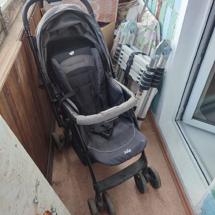 Коляска в хорошем состоянии