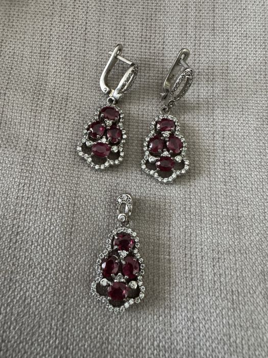 Комплект из рубинов