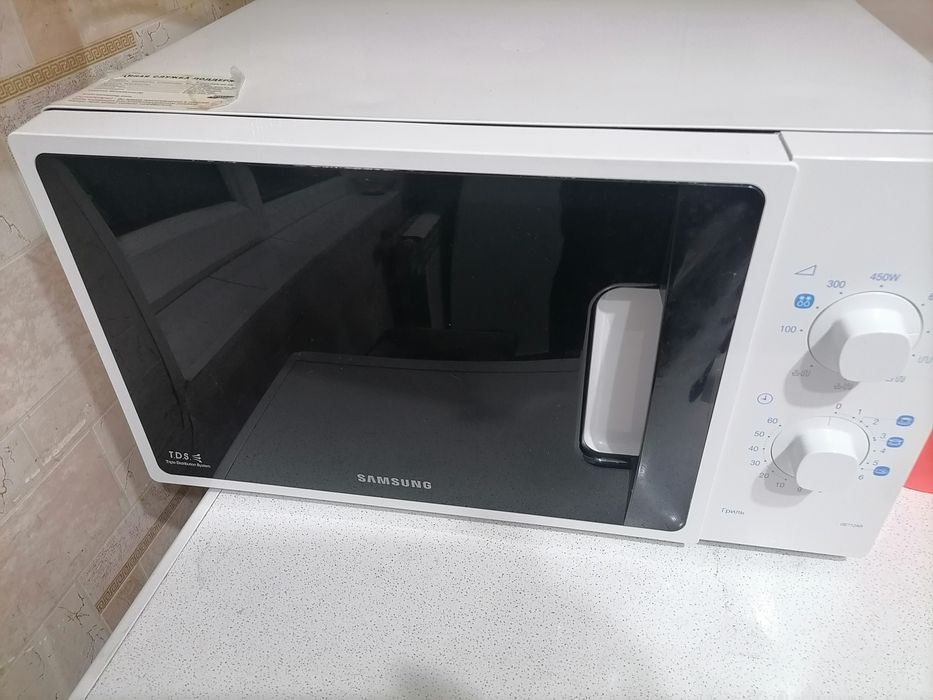 Микроволновка б/у