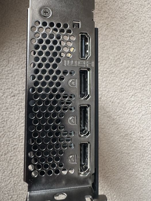 Продам GeForce RTX 4060 Ti