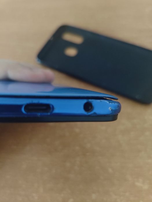 Samsung a40 продам или обменяю