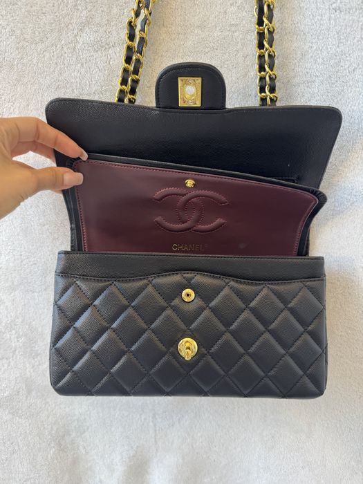 Geanta Chanel timeless