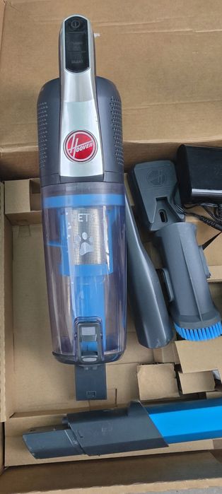 Правостояща прахосмукачка Hoover