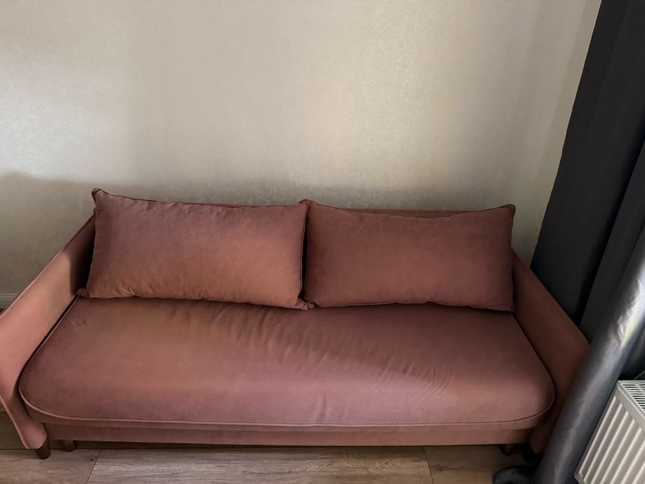 Продам Диван в отличном состоянии