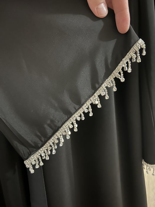 Платья почти новая.продаю