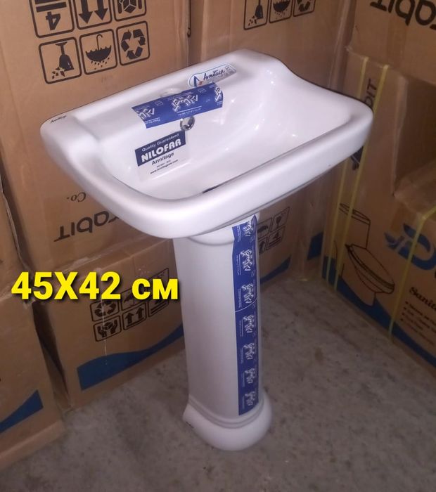 Раковина  на ножке