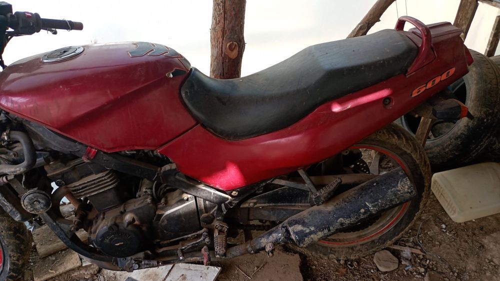 Vand kawasaki gpz 500