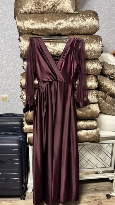 Платье вечернее женское