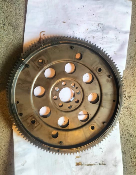 Запчасти на ДВС Ниссан Теана