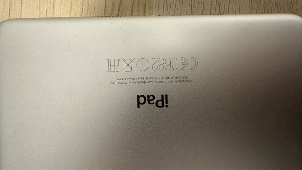 iPad Mini 2 A1489 – Funcțional, codat la activare – stare bună