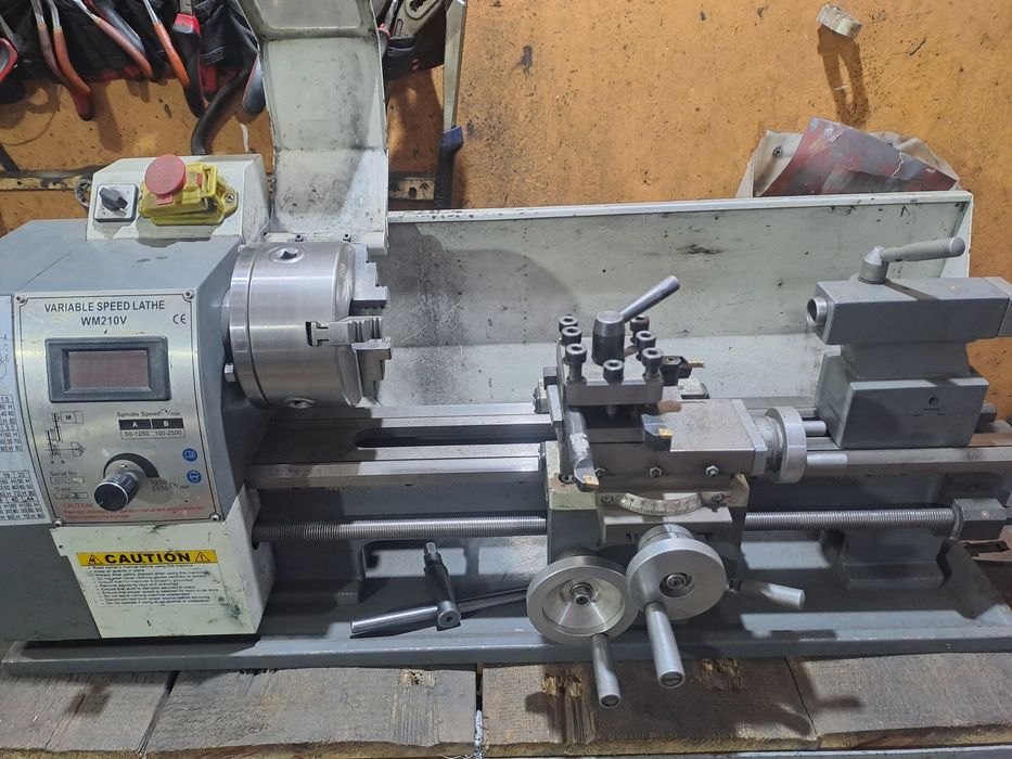 Продам токарный станок