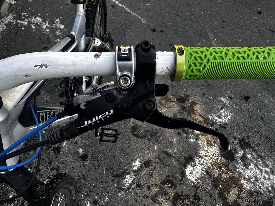 Bicicleta enduro Trek