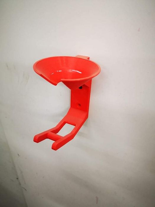 Стойка за бояджийски пистолет- 3Д принтирана