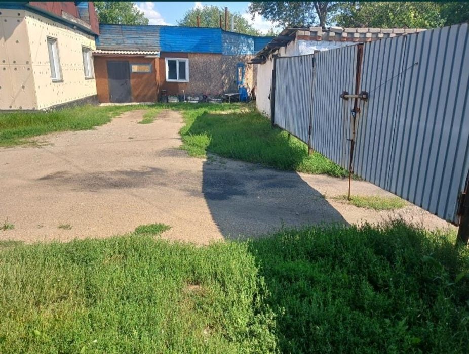 Продам жилой дом в центре