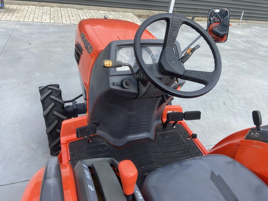 Tractor japonez Kubota FT240, 4x4,24cp+ freza NOUA