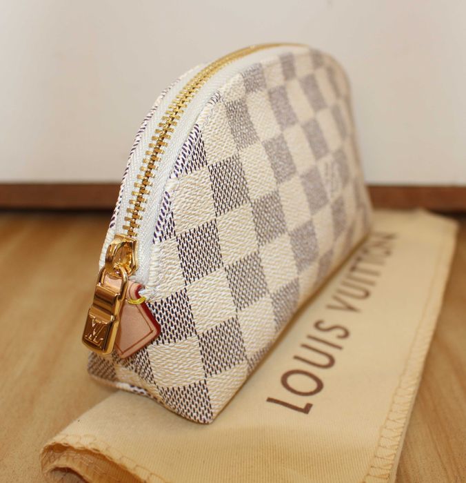 Козметична чанта Louis Vuitton