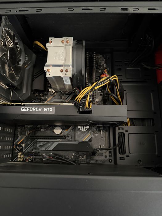i5 10 GEN 10600K.4,8GHZ 12CORE 32GB  ddr4,ssd nvme 512GB video 8GB GTX1070 monitor24 nou LG 120HZ