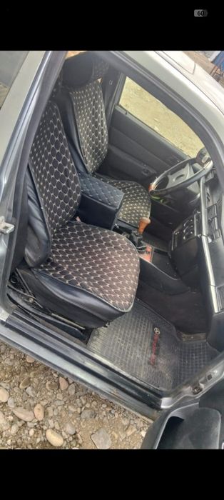 Мерседес 190,м102