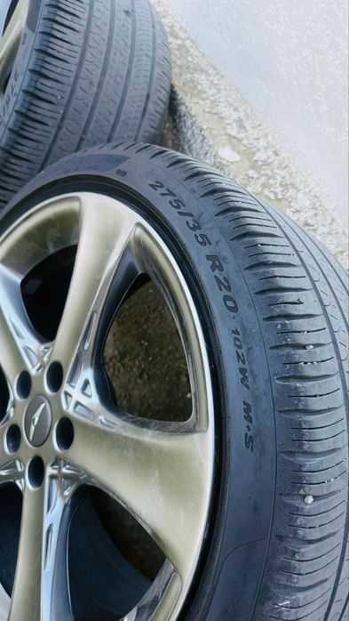 Продается диск+шина на Genesis