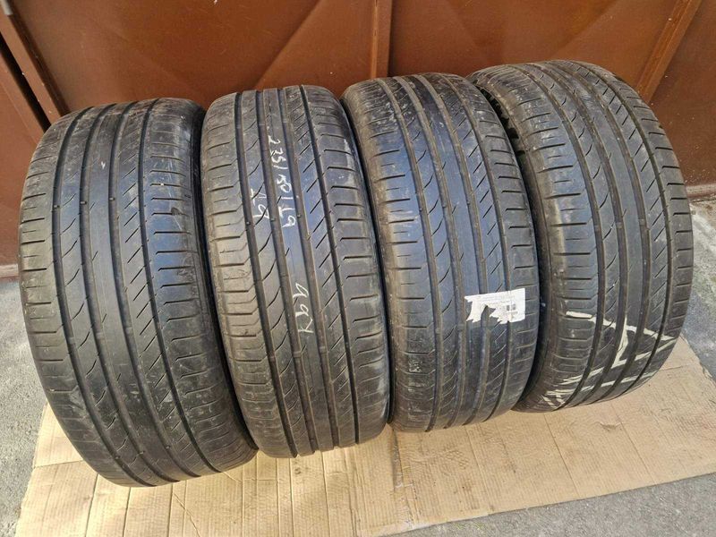 4 Continental R19 235/50
летни гуми 
DOT3219