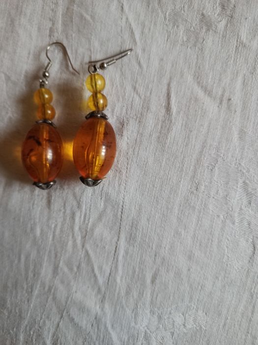 Cercei chihlimbar noi