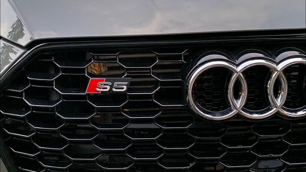 Емблема за Ауди S5