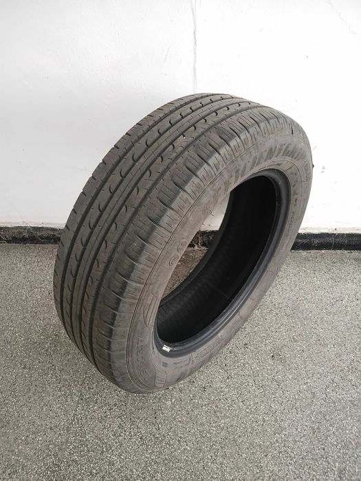 Летни гуми за джип/ SUV Goodyear 215/60 R17 - 4 бр.