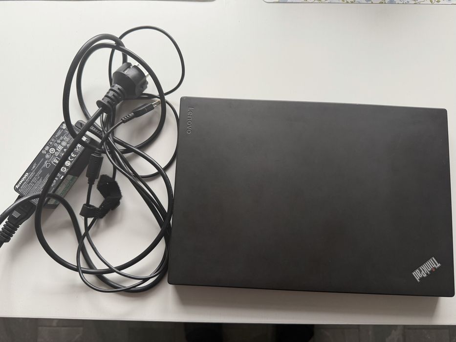 Lenovo Thinkpad X260 12.5 inch i5-6300U SSD 240GB 8gb RAM