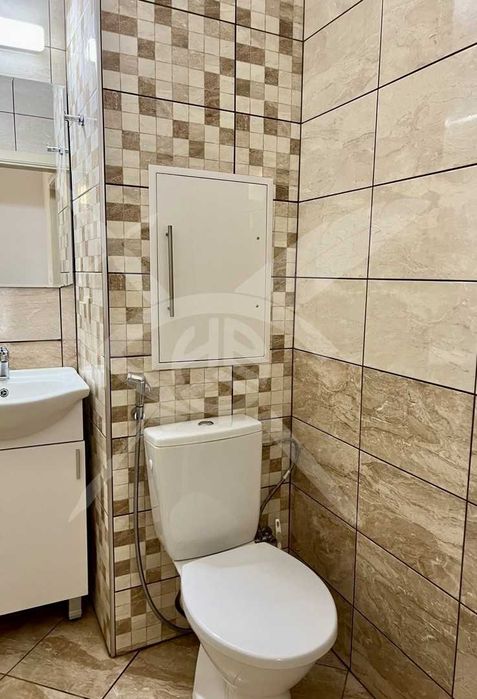 Дава се под наем Четиристаен апартамент в София, Център - 140 кв.м за 850 € - Снимка #6