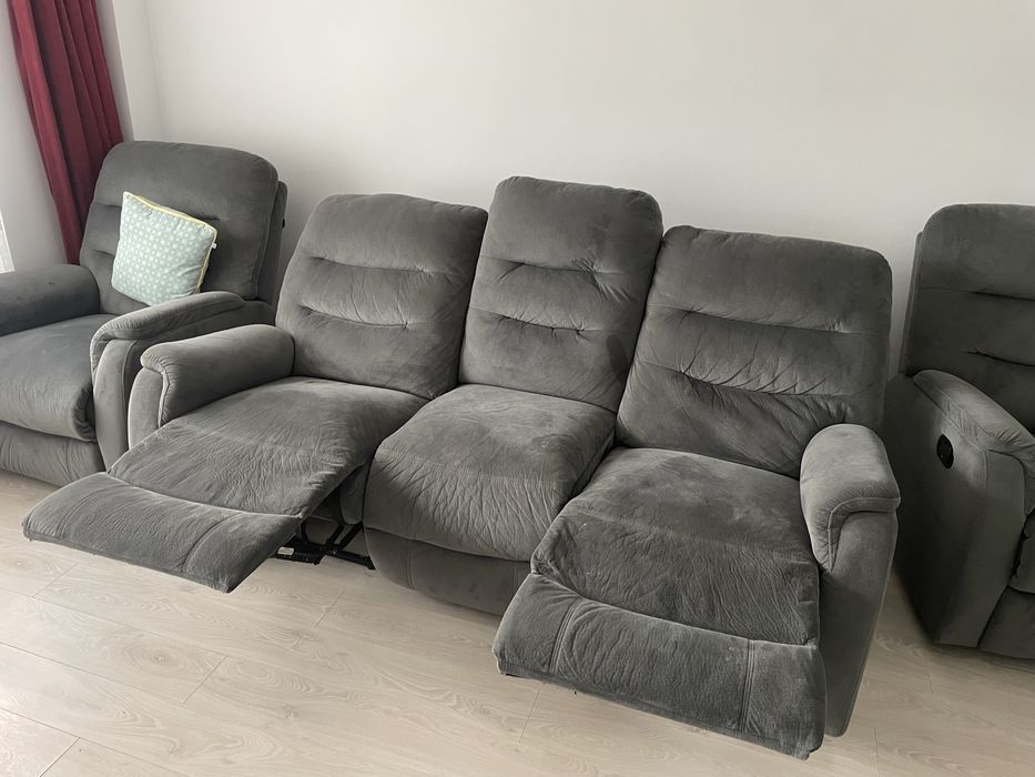 Canapea 3 locuri cu recliner
