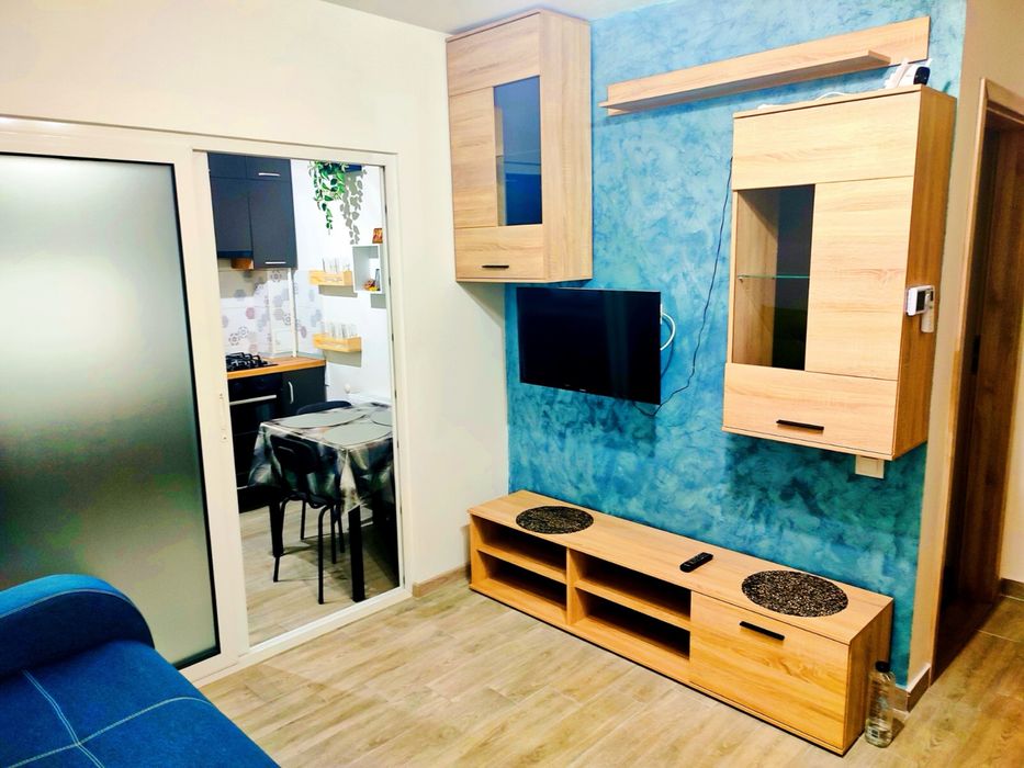 Inchiriez apartament cu 2 camere