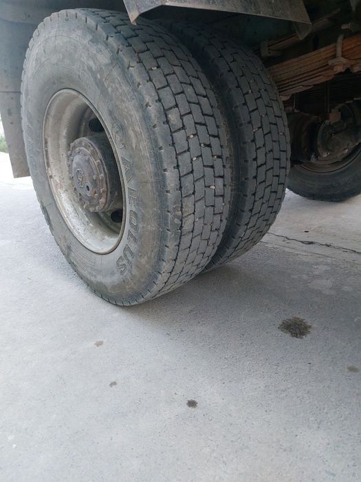 Zil samosval sotiladi