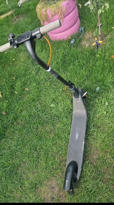 Trotineta electrica ninebot kickscooter