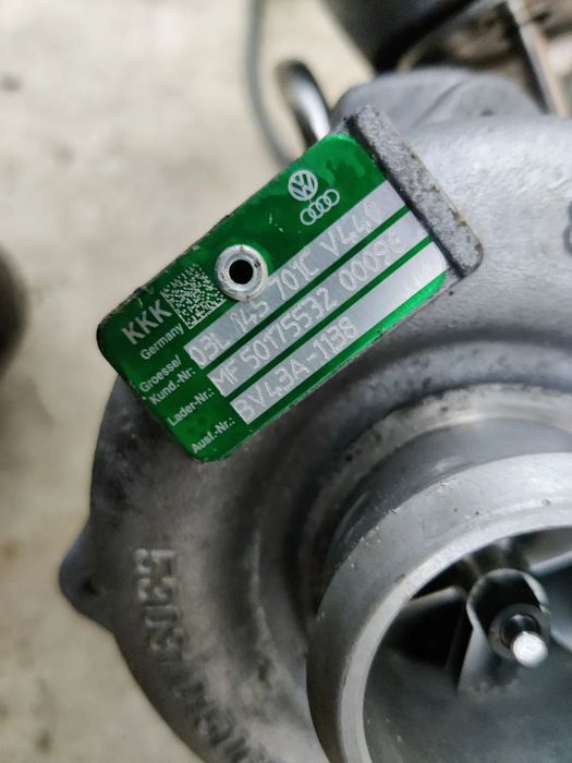 Turbina Turbosuflanta motor 2.0 CAH Seat Exeo Audi A4 B8 A5 A6 Q5 03L145701C