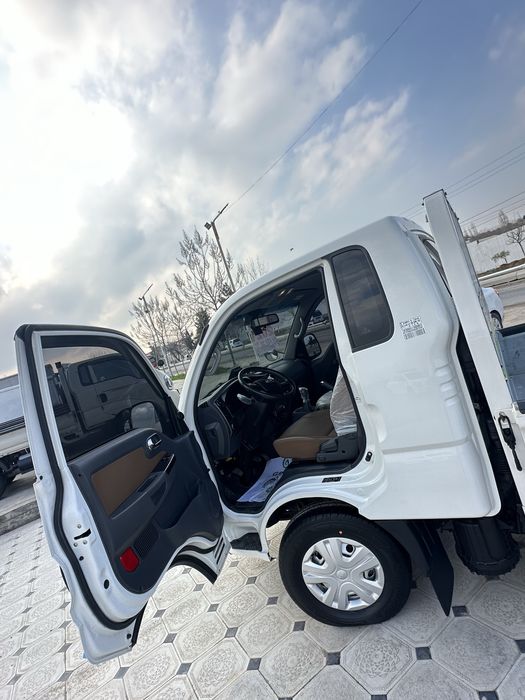 AKIA Bongo 1ton GLS  Yil 2021