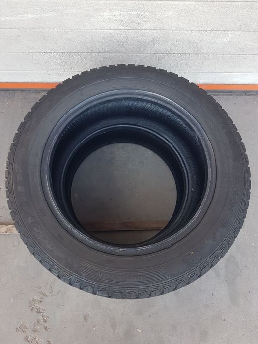Всесезони гуми 2 броя GOODYEAR Vector4Seasons 195 60 R16 C дот 4418