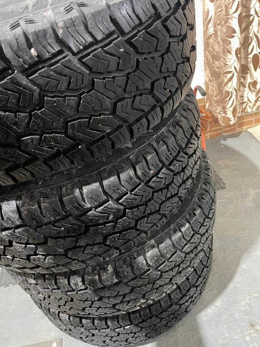 285/75 R16 Sailun отличное состояние