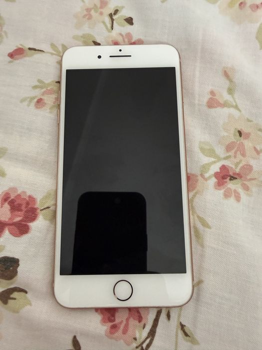 Айфон 8 плюс gold