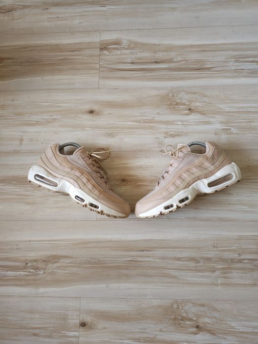 Оригинални дамски маратонки Nike Air Max 95 Bio Beige