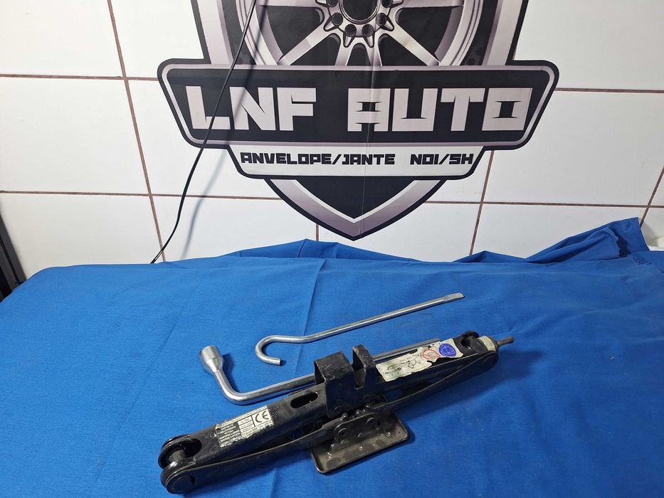 CRIC AUTO - Oem Fiat Alfa Romeo 156 Stilo